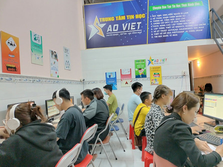 hình ảnh học viên tại Trung tâm tin học Sao Việt