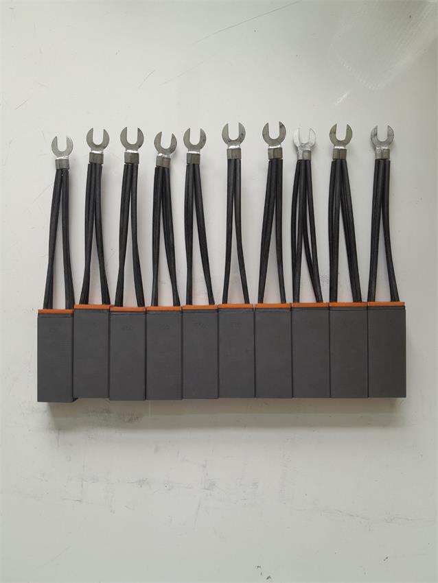 Giá bán: 100,000, Điện thoại: 0982209282, quanglan77.ant@gmail.com